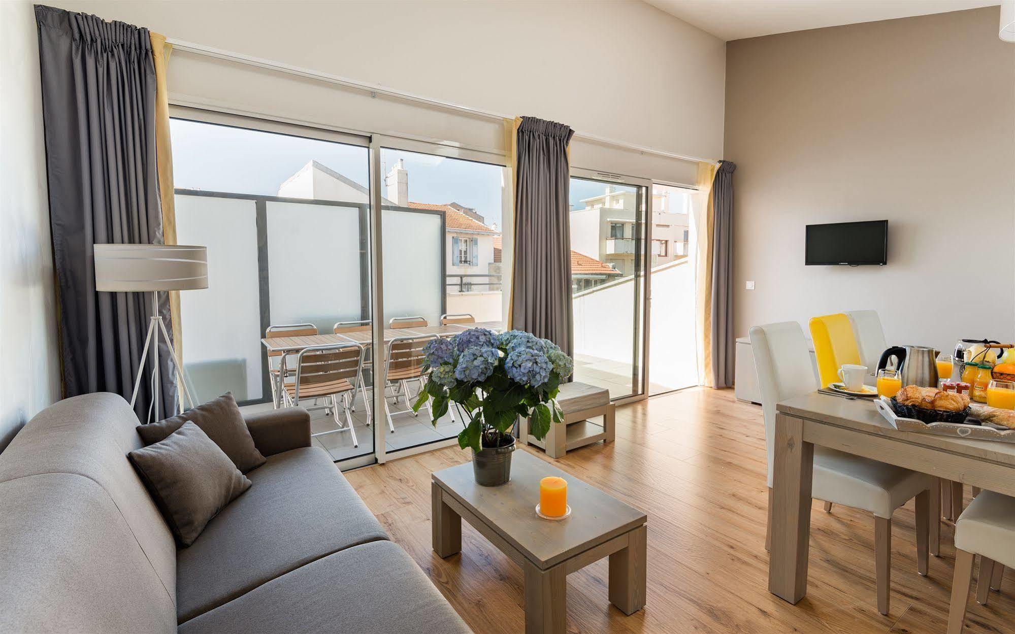 ביאריץ Lagrange Vacances Les Patios Eugenie מראה חיצוני תמונה